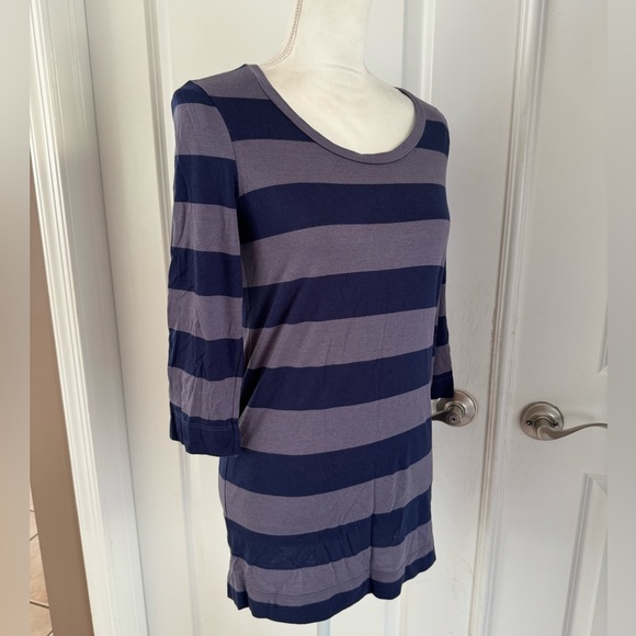 LACOSTE  Striped Back Zipper Tunic - Picture 9 of 13
